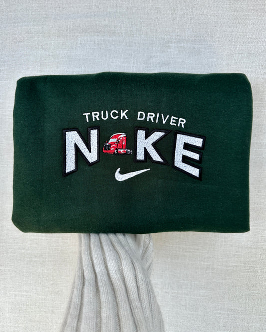 TRUCK DRIVER ( chauffeur(se) de camion )