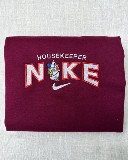 HOUSEKEEPER (entretien ménager)